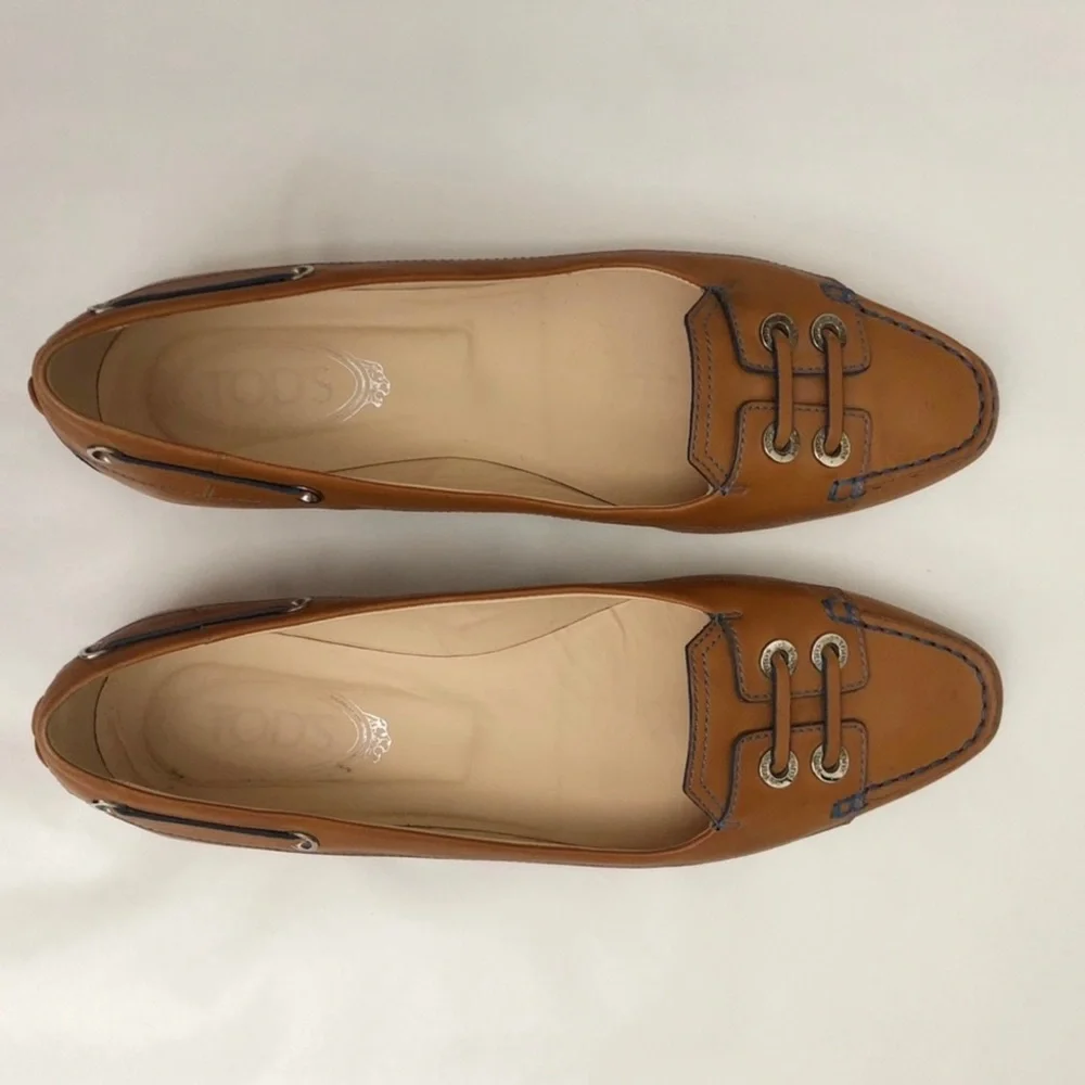 Tod’s Leather Ballerina Loafer Slip On Flats - Picture 3 of 11